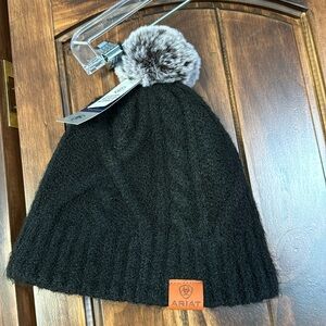 Ariat Beanie Hat, New!